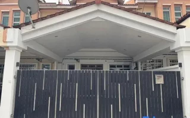 Taman Banang Ria Simple Homestay