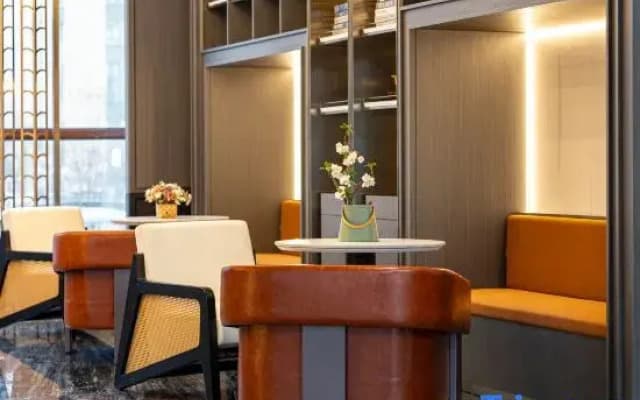 Rezen Dong Hotel (Harbin Rongchuang Leyuan Bingxue Dashijie)