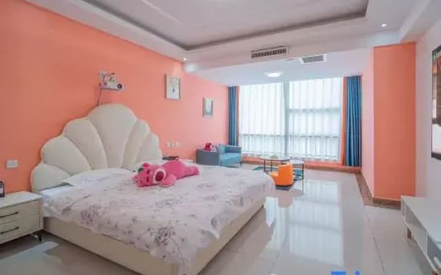 Tianyi Homestay (Linyi Qilu Garden Wanda Plaza)