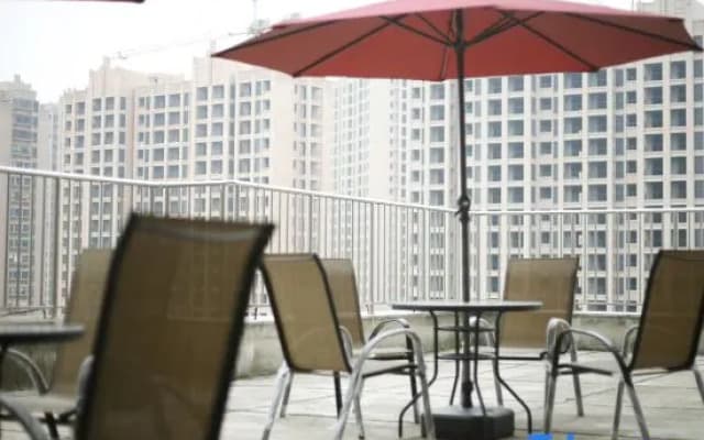 Lingxiu Siji Hotel