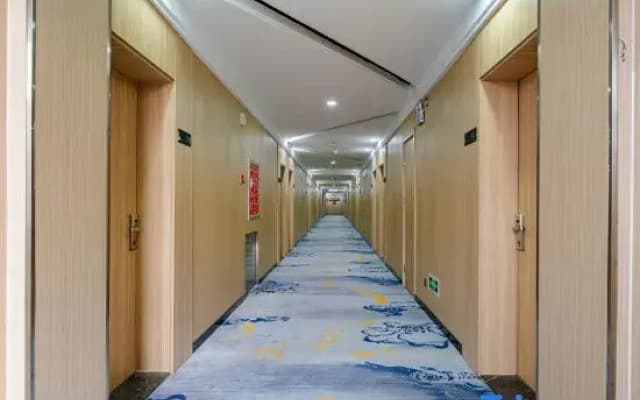 Xin'gang Fashion Hotel