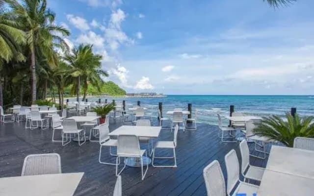Sanya Yuehai Xiangshu Villa (Serenity Coast Intercontinental Road)
