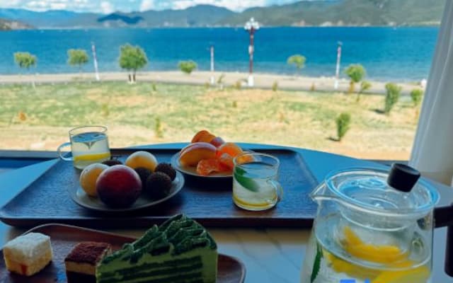 Lugu Lake Qingchen Yipin Lake View Hotel