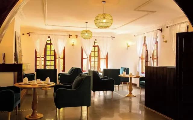 The Hidden Valley Lodge
