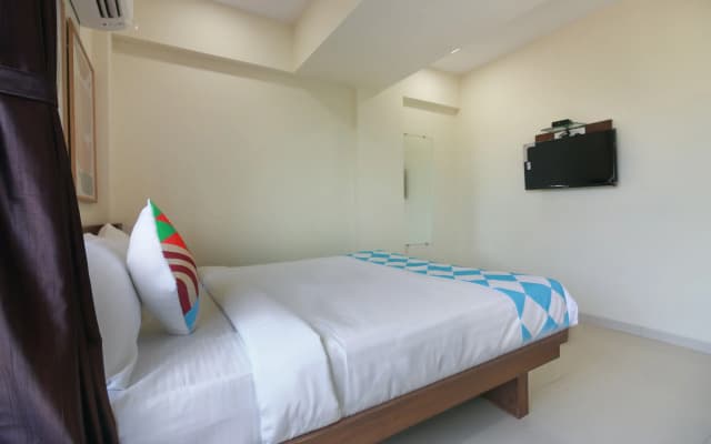 Hotel O Home Exotic Studio Kalamboli