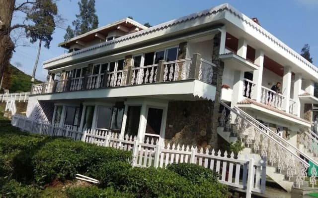 Sourenee Tea Estate & Boutique Resort