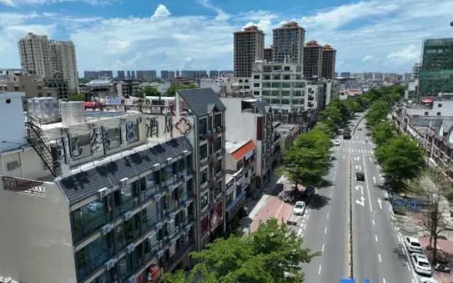 Latitude 18° Smart Hotel (Yingzhou Clear Water Bay)