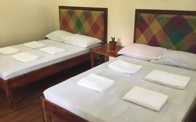 Room-serene Family Haven in Mambajao, Ph