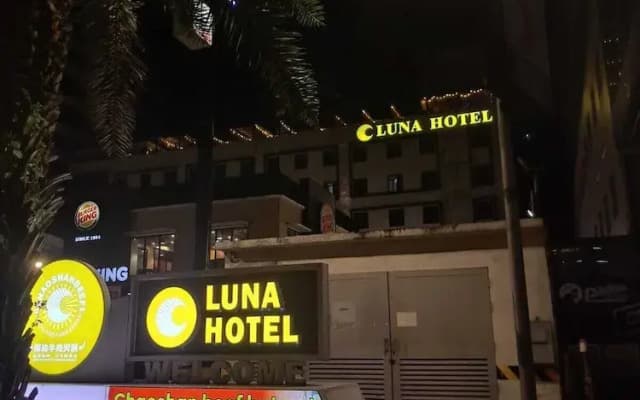 Luna Hotel
