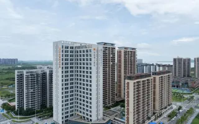 Yunhe Yebo Hotel (Zhuhai North Station Baolong City)
