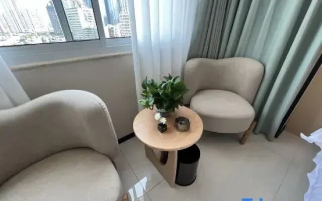 Zhezhi Hui Homestay (Changsha IFS Provincial People's Hospital)