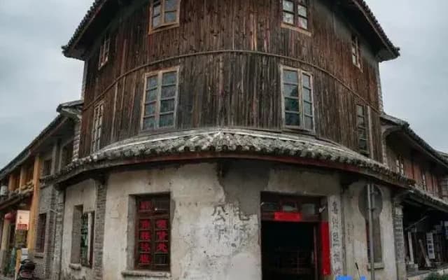 Dali Hemuyuanli Smart Homestay (Erhai Lake S-Bay Ecological Corridor)