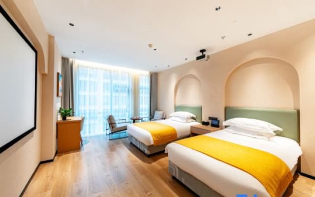 Meihe Intelligent Hotel (New Town Baolong Plaza)