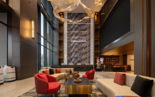 Hotel George Morandi (Urumqi Tianshan International Airport High-speed Railway Station)