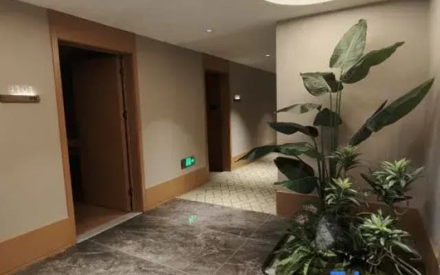 Shangyi Hotel (Xinxiang County Central Avenue)