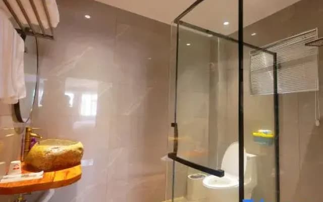 Huahua Coral Courtyard B&B (Weizhou Island Blue Bridge Branch)