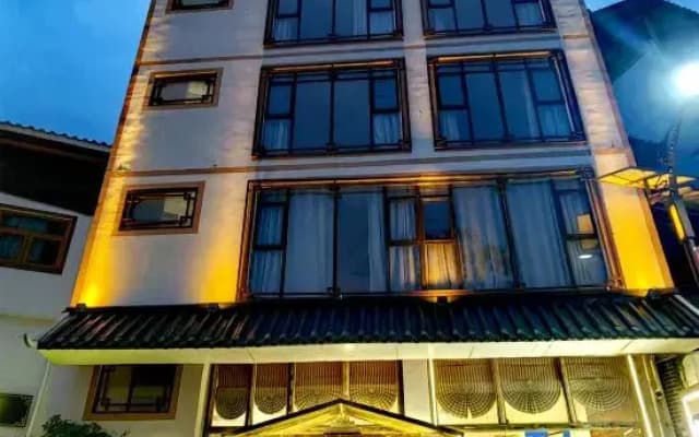 Daxin Yijun Homestay