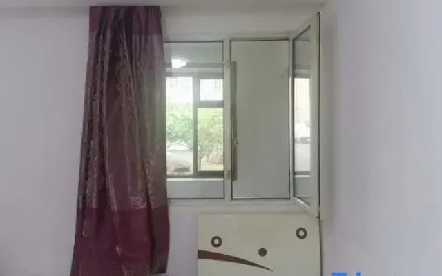 Yichun Xinxin Fashion Inn