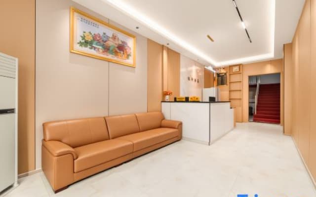 Zhumadian Yinxuan Hotel