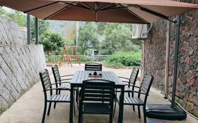 Zhu Huali B & B