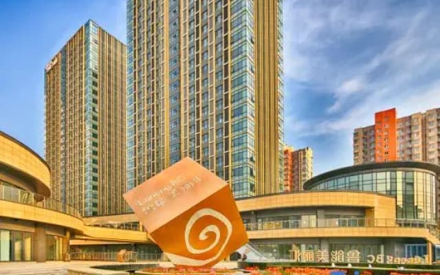7Hao Zhenpin Hotel (Jinan Luneng Guihe Lingxiucheng Jin Street)