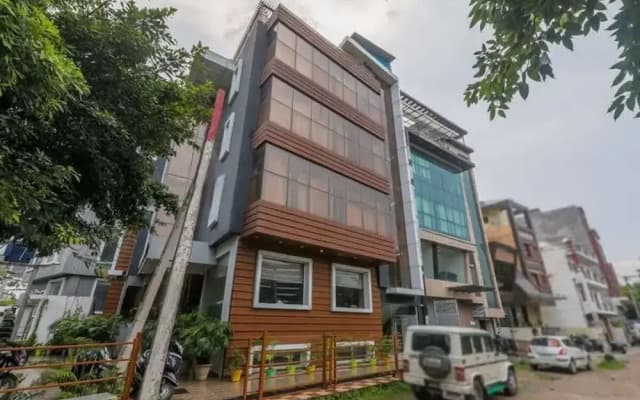Hotel Surya Grand