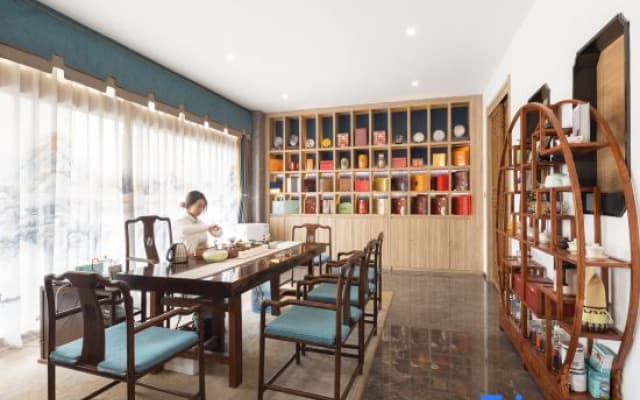 H Hotel (Zuoquan Binhe Road)