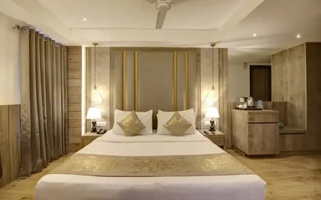 Town Pallace Inn Patel Nagar New Delhi
