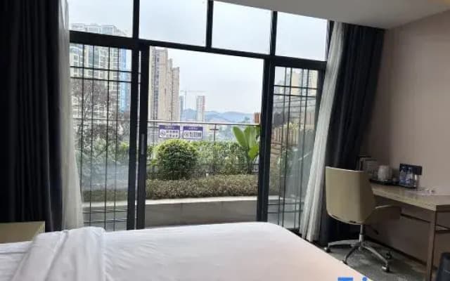 Lavande Hotel (Haokouhe Park Branch, Nanbu County)