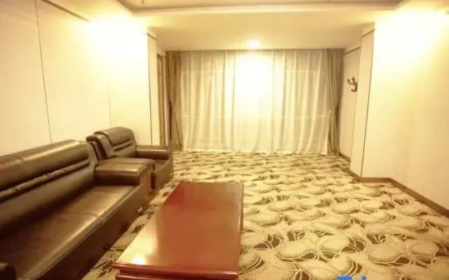 Yuncheng Hotel (Datong Yungang Wuyue Plaza Branch)