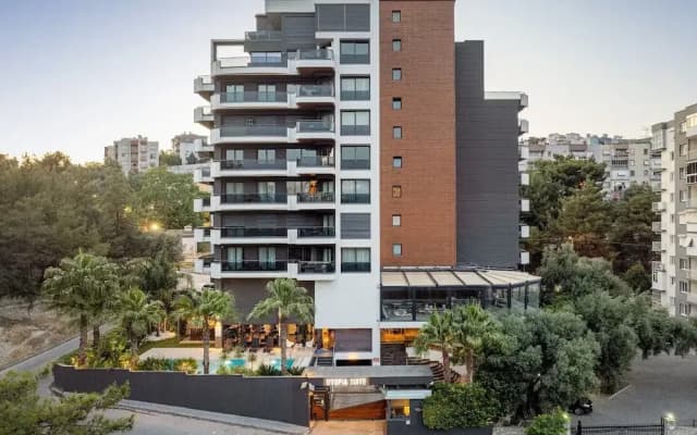 Utopia Suite Residence1