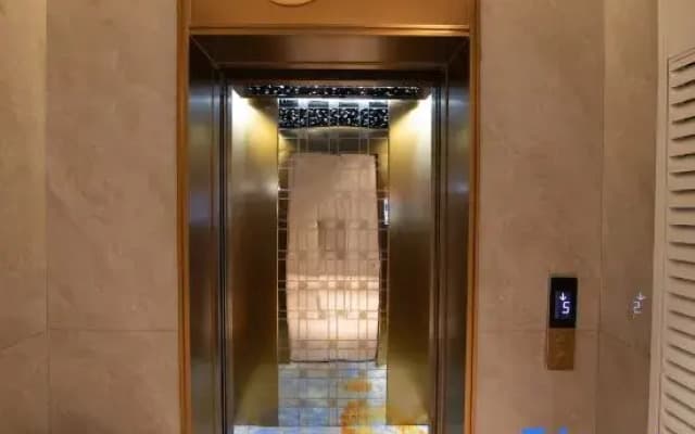Yaduo Hotel (Wenming Road Binhe Qingcheng Branch)