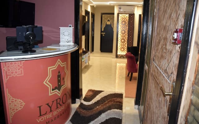 Lyron Hostel