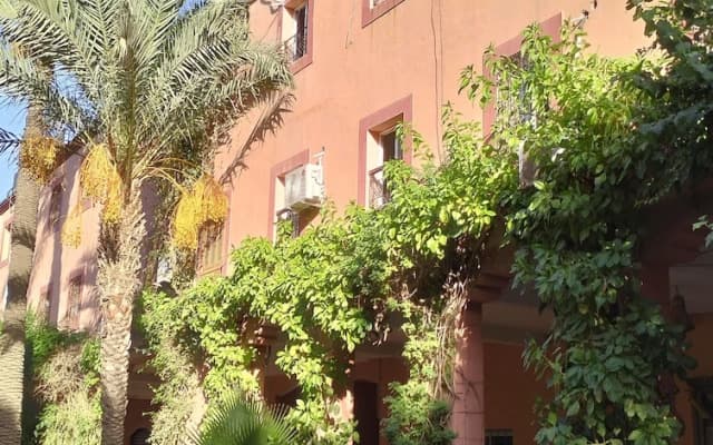 Riad Green Lotus