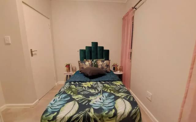 Room in B&B - Your Peaceful Haven, Unique Shared Space That Feels Like a Home Away From Home
