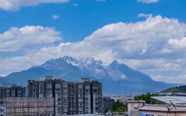 Tianruihua Garden Hotel (Xianghe Commercial Plaza in the Old Town of Lijiang)