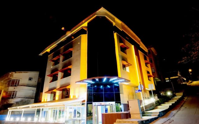 Nesta Boutique Hotel