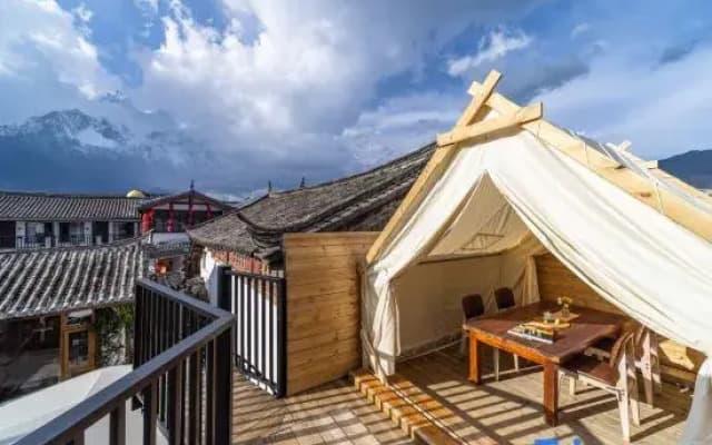 Lijiang Yunshi Snow Mountain View Hotel