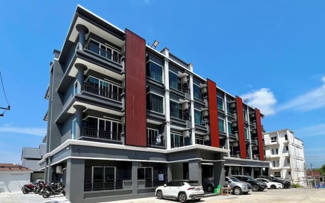 Lucky Residence Phuket T&P
