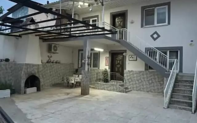Happy House