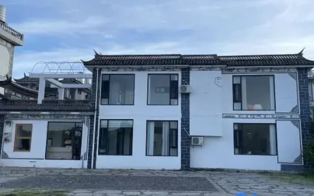 Dali Weiyi Seaside Homestay