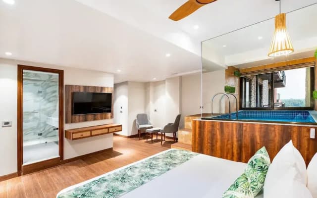 Holitel Anjuna Goa