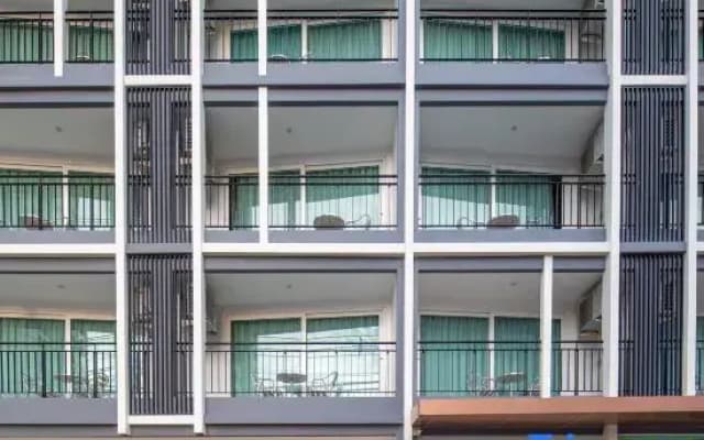 Fourium Pattaya Hotel & Serviced Residence