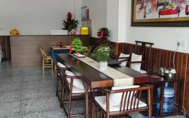 Fanhuatai Homestay (Border City Chatong Scenic Area)