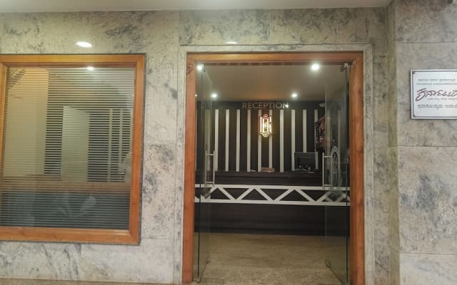 Hotel Radhma Residency