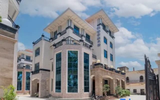 MeiZhou Island YueKeYunJi Hotel