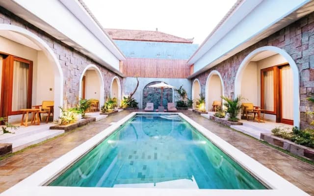 villa koura kuta