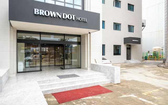 Brown Dot Hotel  Hongseong Naepo