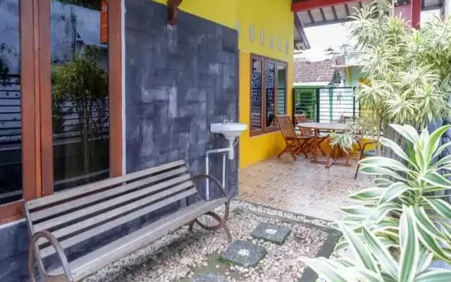 Rumah Haryono Guest House Syariah near Malioboro RedPartner