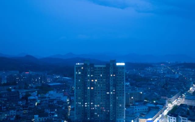 Maizhou Hotel (Ninghai Xidian Town Shangguang Building)